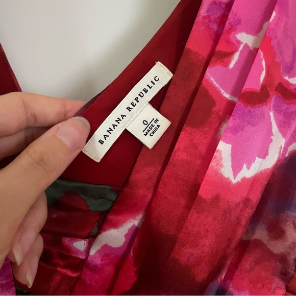 Banana Republic Silk Red Watercolor Dress - Picture 7 of 13
